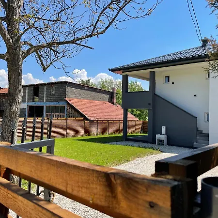 Appartement Ammirevole Ravne *